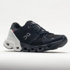 On Running On Cloudflyer 4 Women's Black/White -Sneaker Store 048796 5